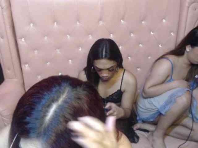 Diversesluttybitches (20, Asian Cam Model) performing ass fucking.